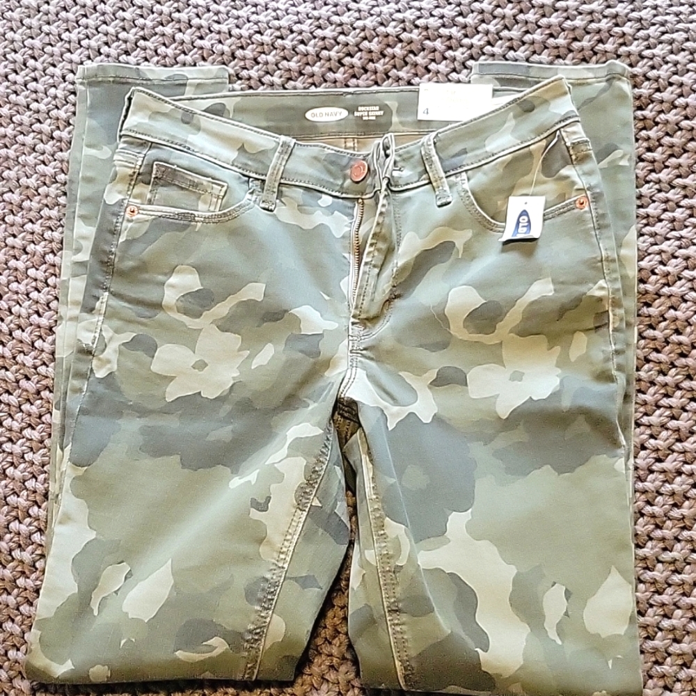 Old Navy Rockstar Super Skinny pants, size 4